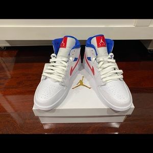 Womens Air Jordan 1 Mid